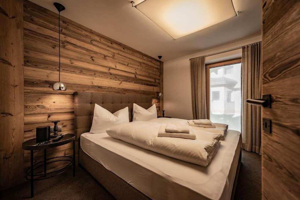 Cozy Loft In The Alps Of Zillertal Apartment Schwendau Bagian luar foto