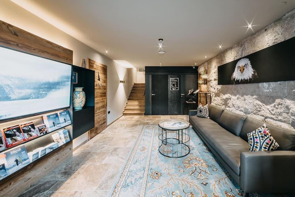 Cozy Loft In The Alps Of Zillertal Apartment Schwendau Bagian luar foto